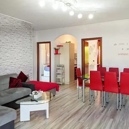 Due Laghi Appartments Appartement