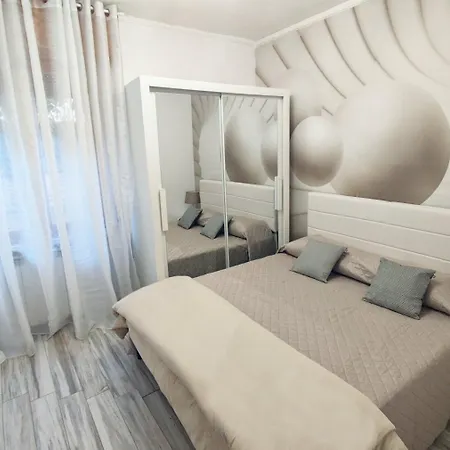 Due Laghi Appartments *